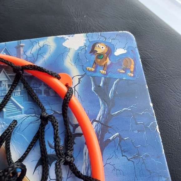 1997 Scooby-Doo Cardboard Back Basketball Mini Hoop - Picture 5 of 7